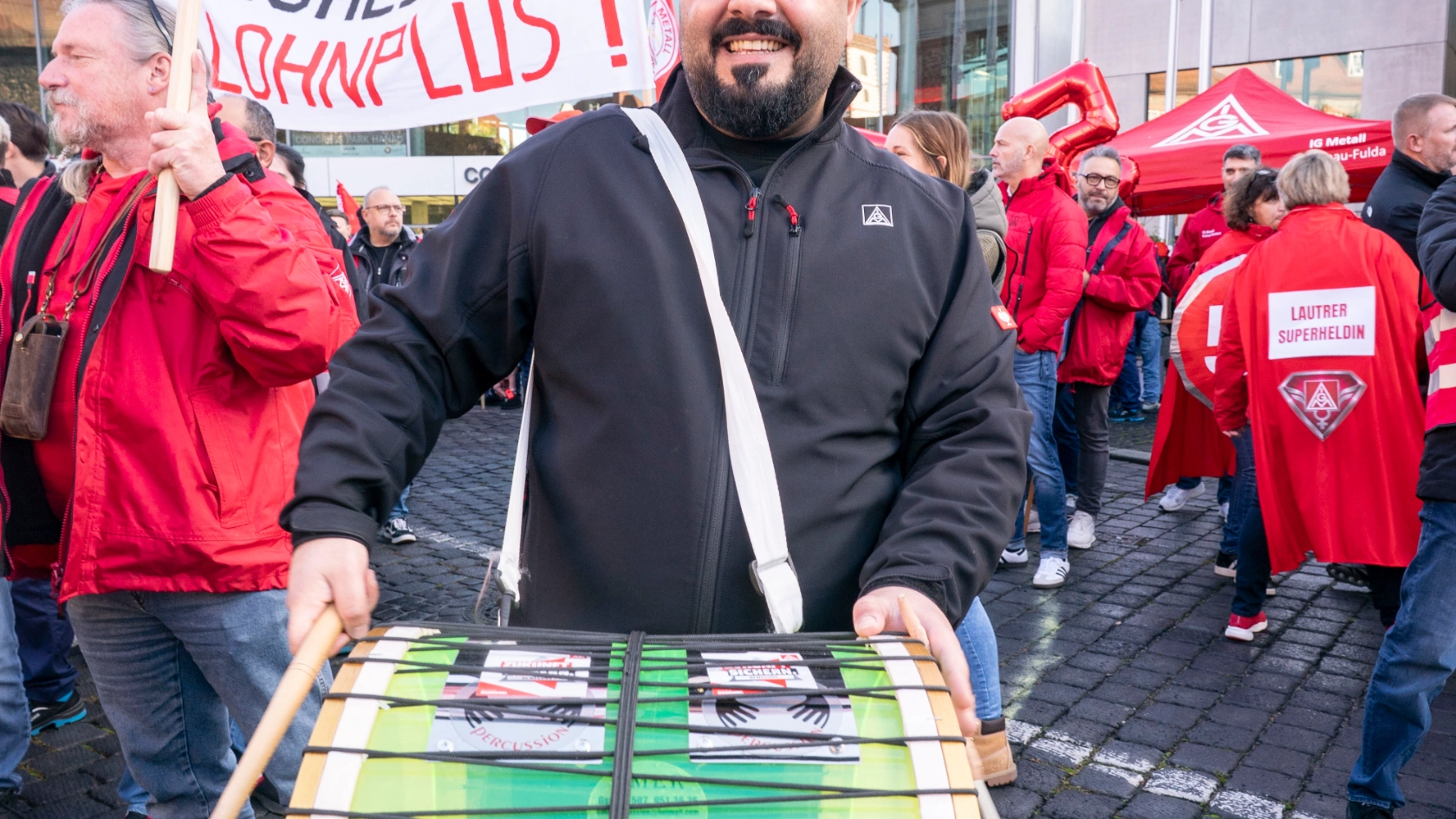 Tarifverhandlungen 2. Runde Bezirk Mitte in Hanau am 28.10.2026.