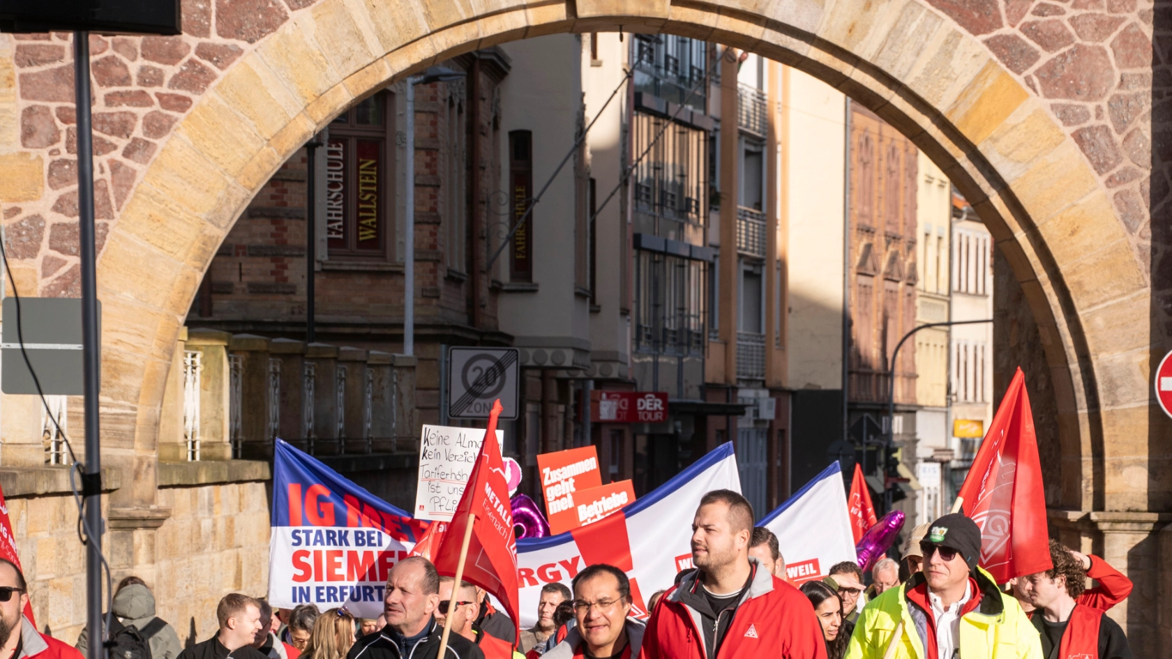Tarifverhandlungen 2. Runde Bezirk Mitte in Eisenach am 28.10.2026. Foto Frank Rumpenhorst