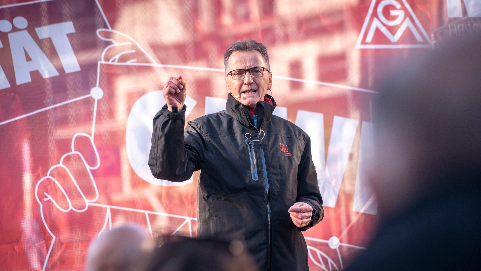 Tarifverhandlungen 2. Runde Bezirk Mitte in Hanau am 28.10.2026.