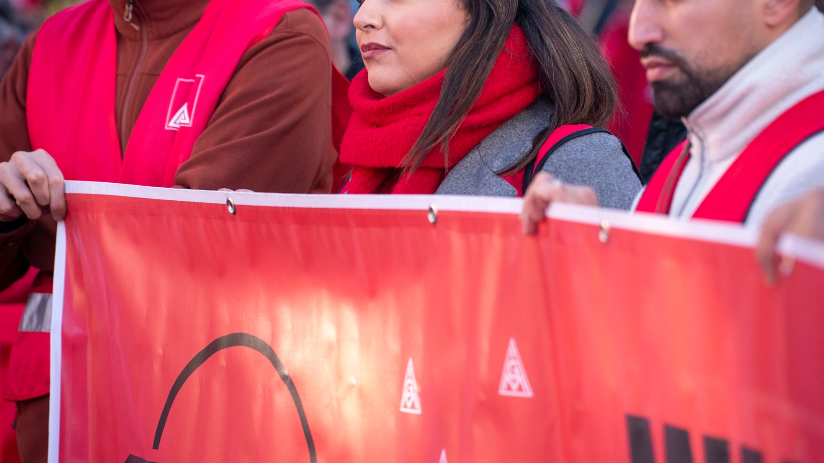 Tarifverhandlungen 2. Runde Bezirk Mitte in Hanau am 28.10.2026.