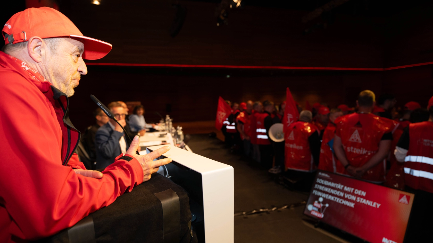 Stanley Feinwerktechnik Lahnau: Zusammenhalt und Solidarität!