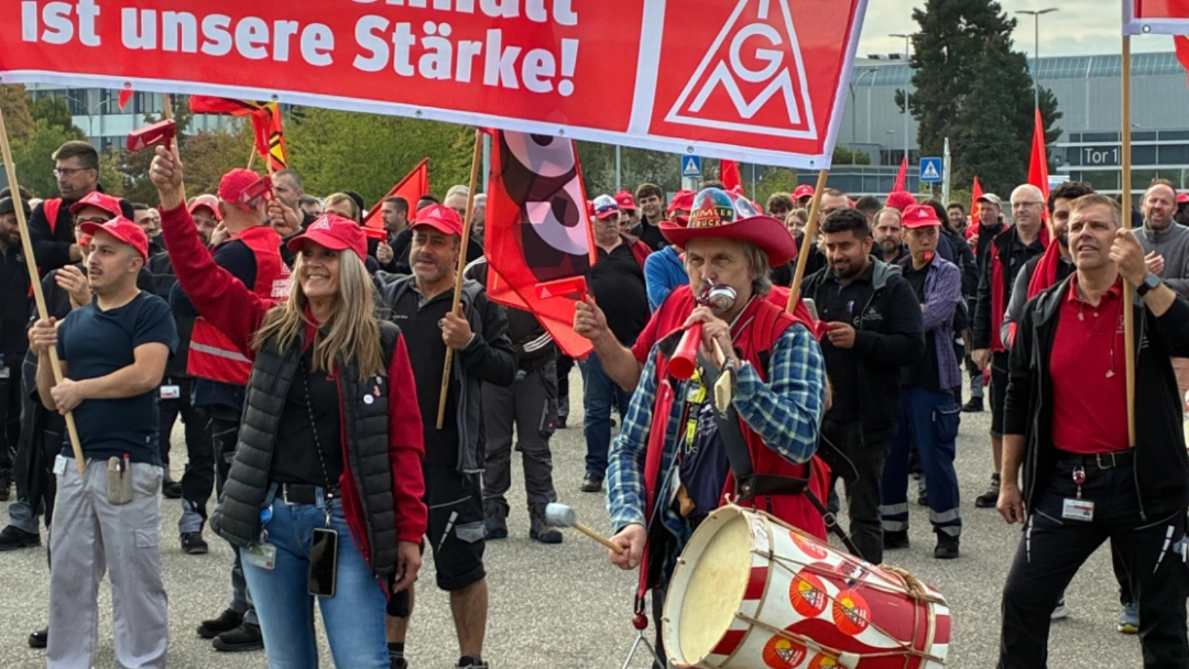 Aktionstag Daimler und GLC Wörth