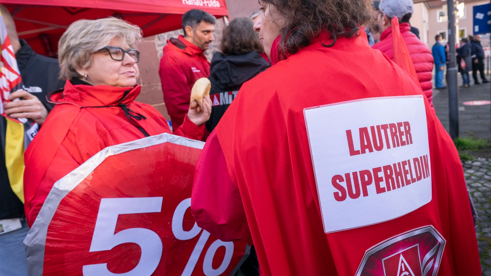 Tarifverhandlungen 2. Runde Bezirk Mitte in Hanau am 28.10.2026.