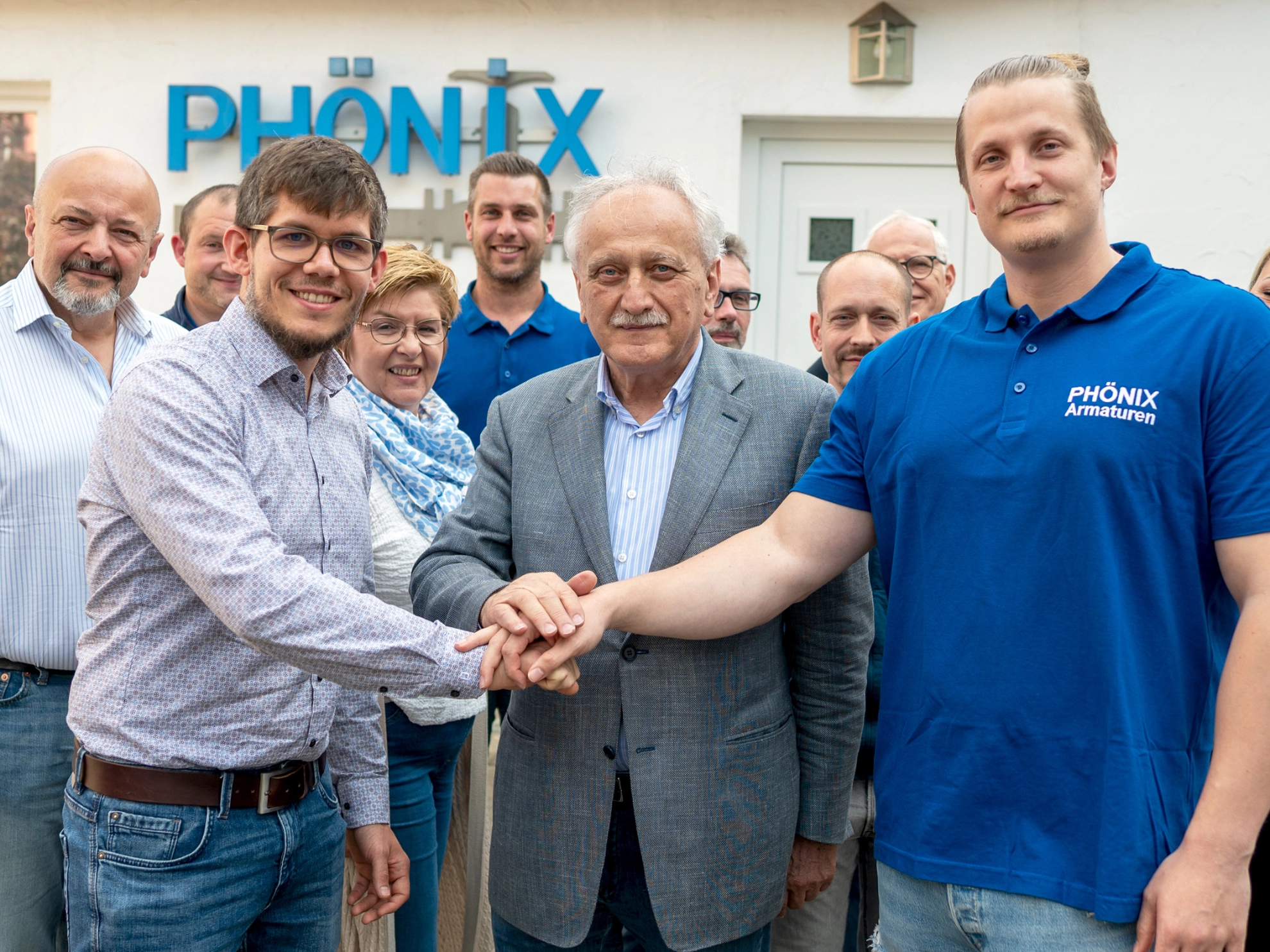 IG Metall-Sekretär Martin Spengler, PHOENIX-Geschäftsführer Pier Luigi Moretta und der Vorsitzenden des Betriebsrats, Florian Iske (v.l.n.r.).