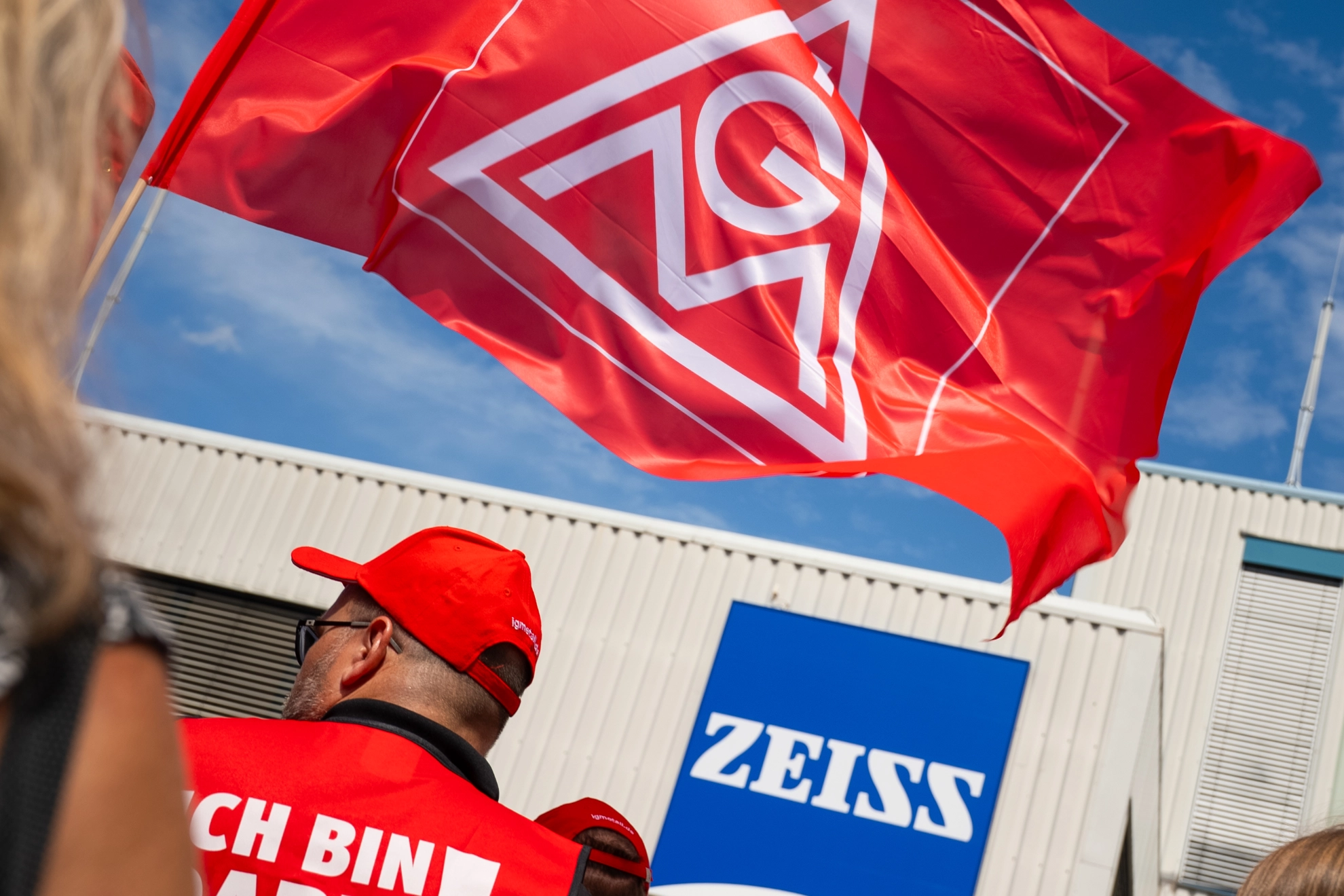 Warnstreik bei Zeiss Darmstadt