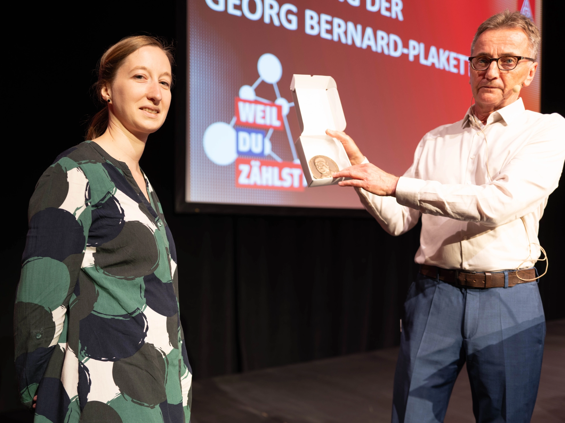 IG Metall Mitte verleiht Georg-Bernard-Plakette an Verein „Vielfalter“ aus Kaiserslautern