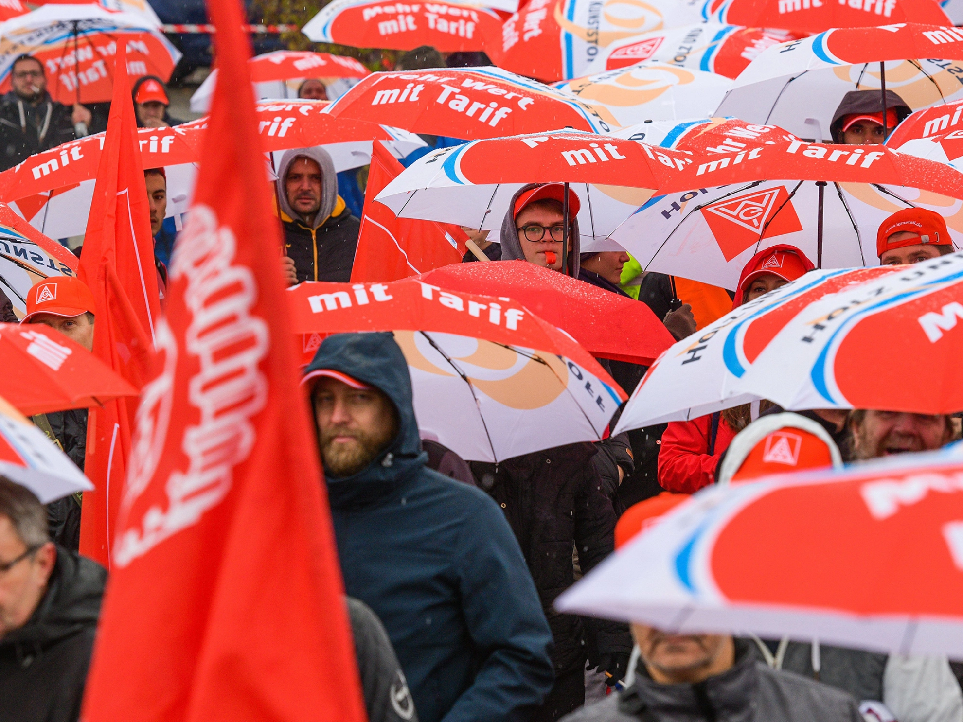 Tarifrunde Holz und Kunststoff: Aktionstag bei Dethleffs, Isny im Allgäu