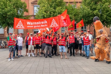 Dritter Warnstreik bei Betonstahl Lampertheim 
