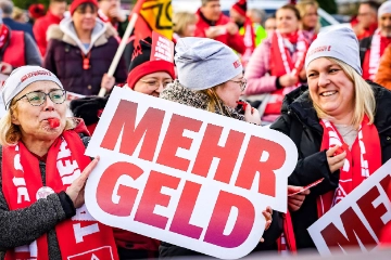 Großwäschereien: Beschäftigte erringen 4,6 Prozent mehr Geld und bessere Altersteilzeit