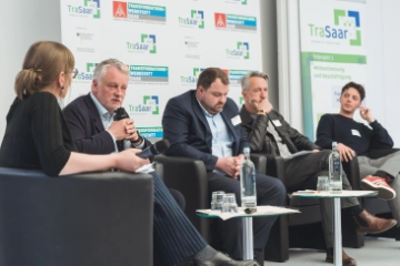 Mitbestimmung und Beschäftigung