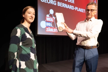 IG Metall Mitte verleiht Georg-Bernard-Plakette an Verein 