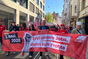 Bezirksleiter Jörg Köhlinger fordert von Arbeitgebern mehr Engagement für Standort und Beschäftigung