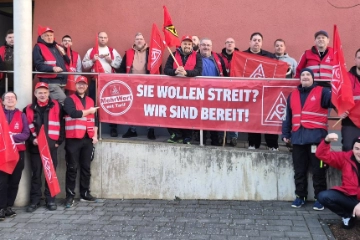 Dritter Warnstreik bei Stanley Feinwerktechnik in Lahnau